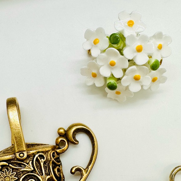 Vintage Flower Garden Jewelry Lot - Picture 9 of 15